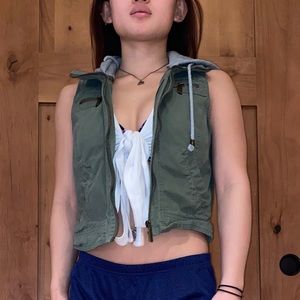 New Look Crop hoodie Vest